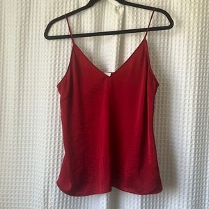 Aritzia Wilfred Silky Top